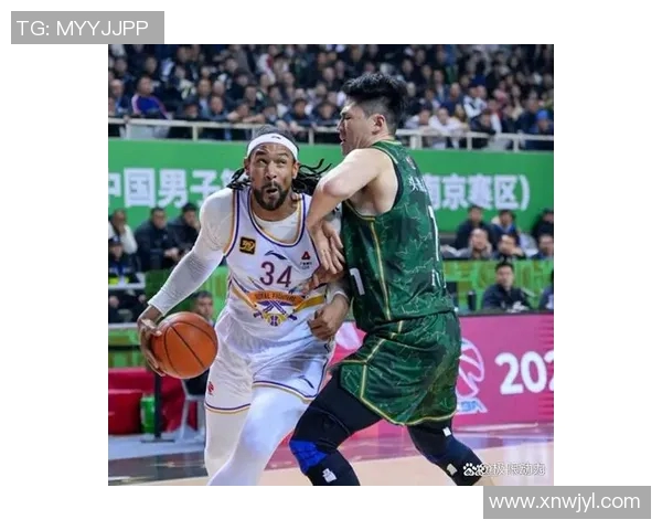 球员交易赛场爆发小插曲,裁判如何处理?